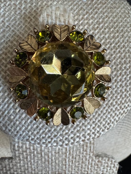 Avon Jewelry - VTG Avon 1974 "Sun Brilliants" Convertible Brooch and Pendant Gold Tone
